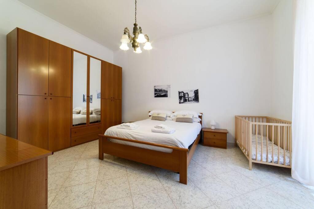 Casa Vacanze “In Centro” Salerno Exterior photo